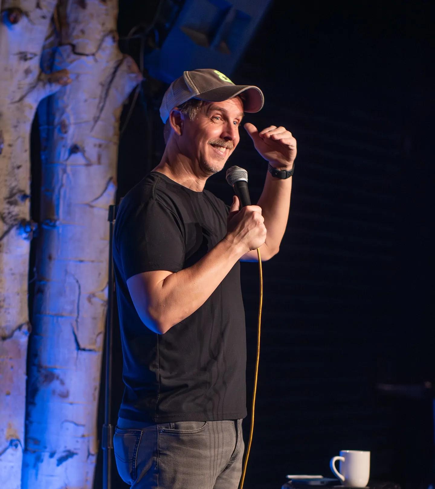 Friday Night Stand-Up at Denver Comedy Lounge (photo 2)