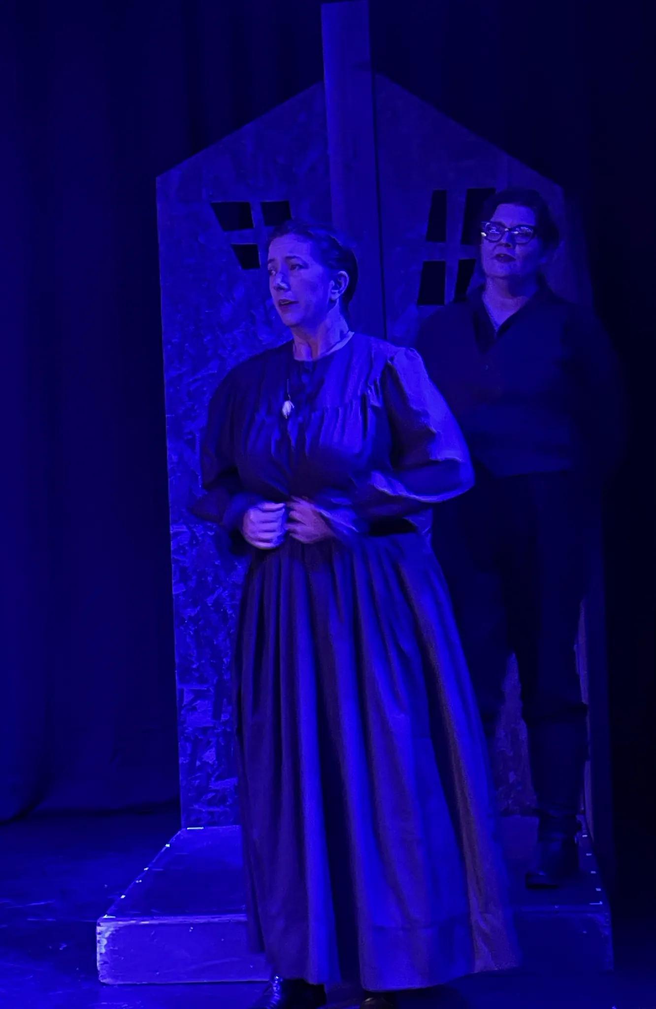 Jacci Serbus and Staci York in Turn of the Screw (Hatcher)