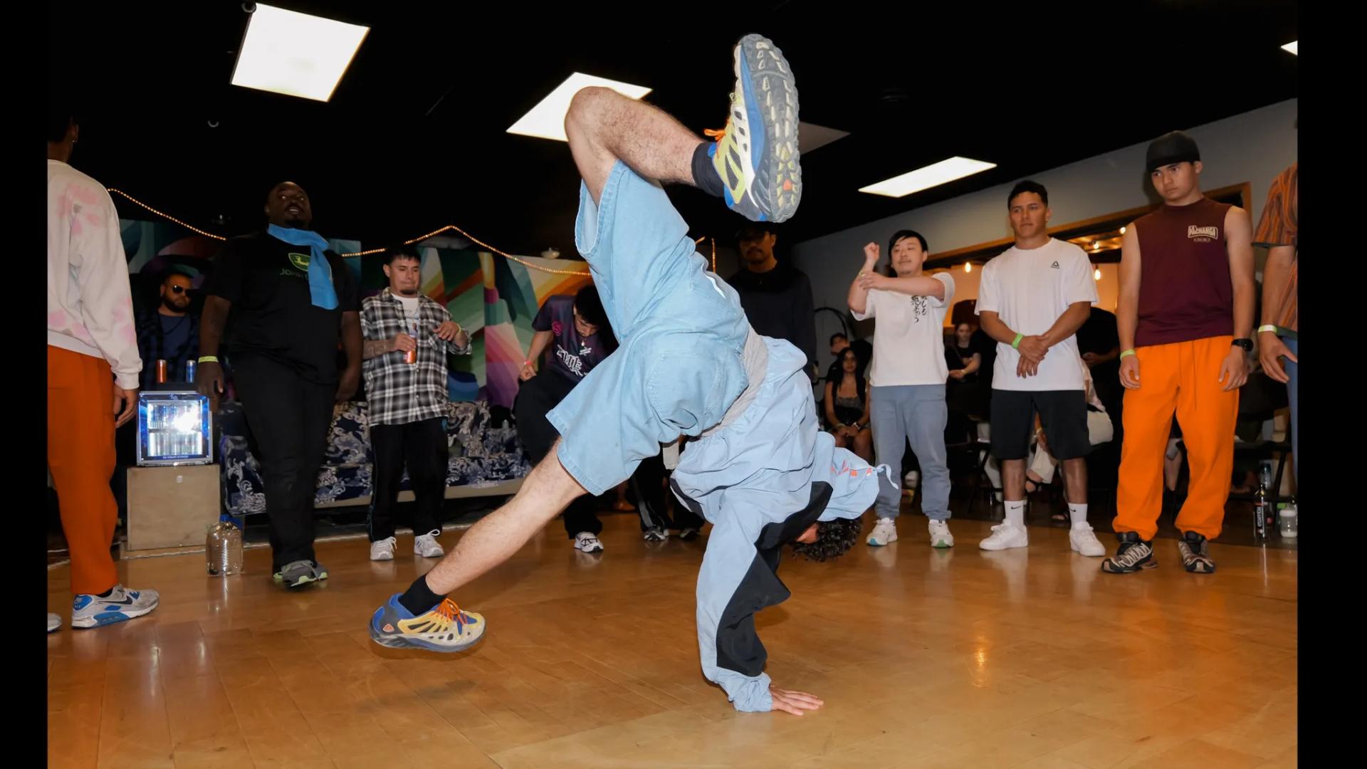 Breaking Power Moves with Taino at Mi Chantli (photo 2)
