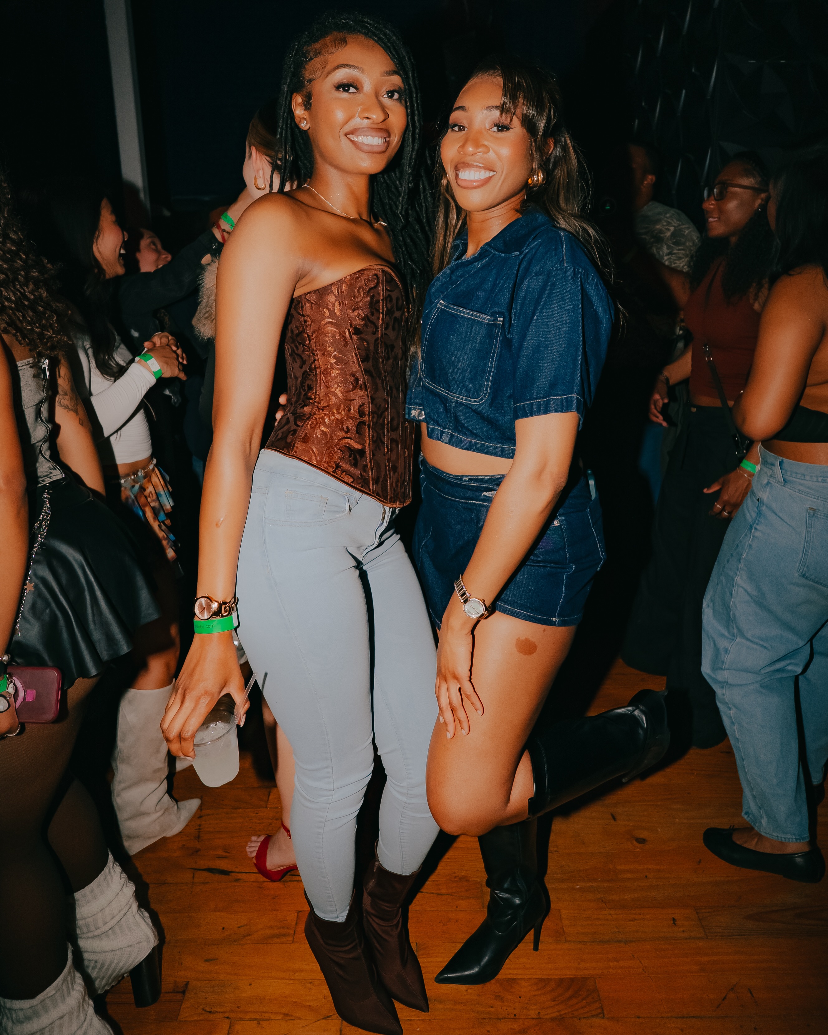 Good Good: R&B / Altè Night at The Resident (photo 4)