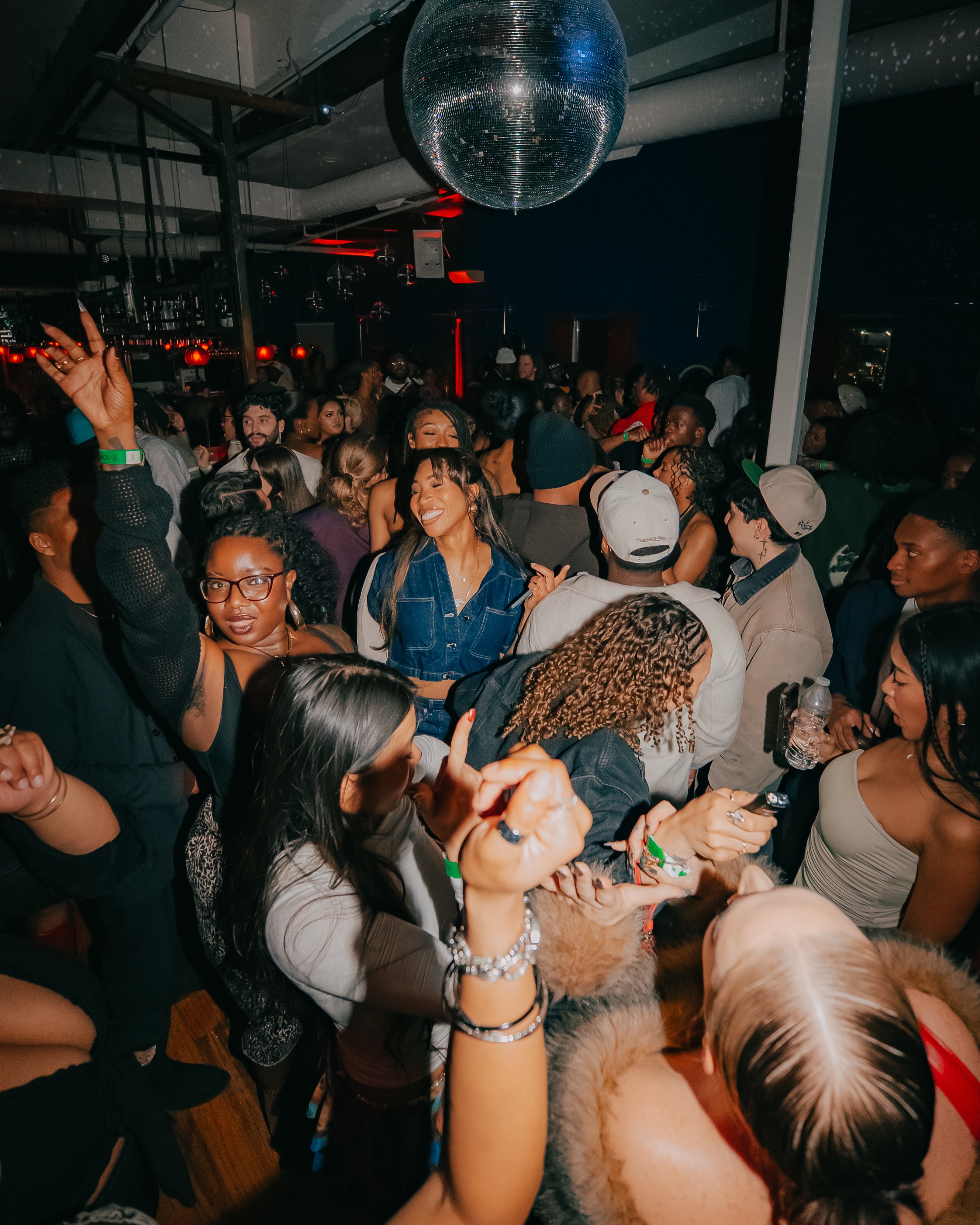 Good Good: R&B / Altè Night at The Resident (photo 3)